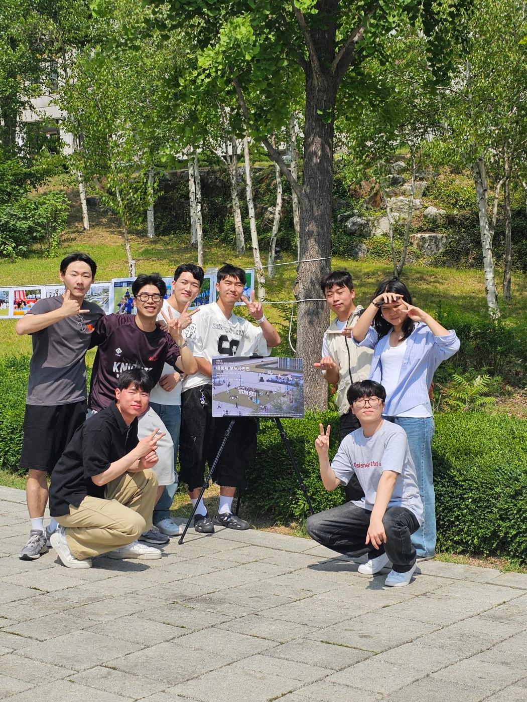 60기 대동제 보도 사진전 상세 이미지 8